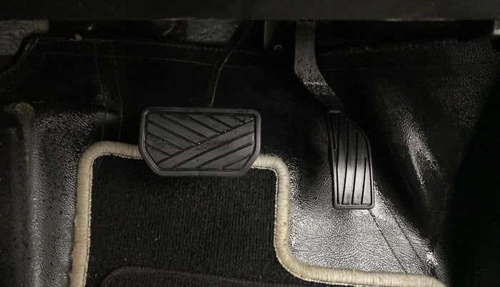 2020 Maruti Vitara Brezza ZXI PLUS AT SHVS, Petrol, Automatic, 78,591 km, Pedals