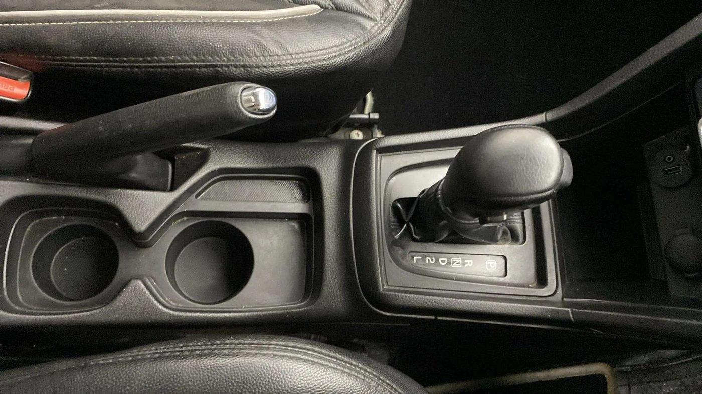 2020 Maruti Vitara Brezza ZXI PLUS AT SHVS, Petrol, Automatic, 78,745 km, Gear Lever