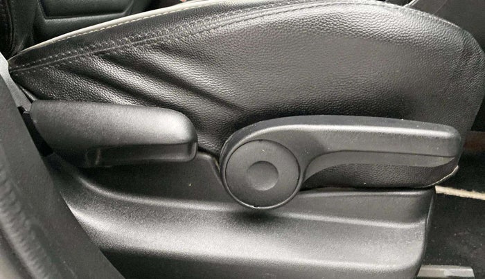 2020 Maruti Vitara Brezza ZXI PLUS AT SHVS, Petrol, Automatic, 78,591 km, Driver Side Adjustment Panel