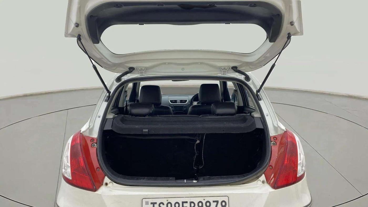 2017 Maruti Swift VXI, Petrol, Manual, 58,968 km, Boot Open Zoomed View