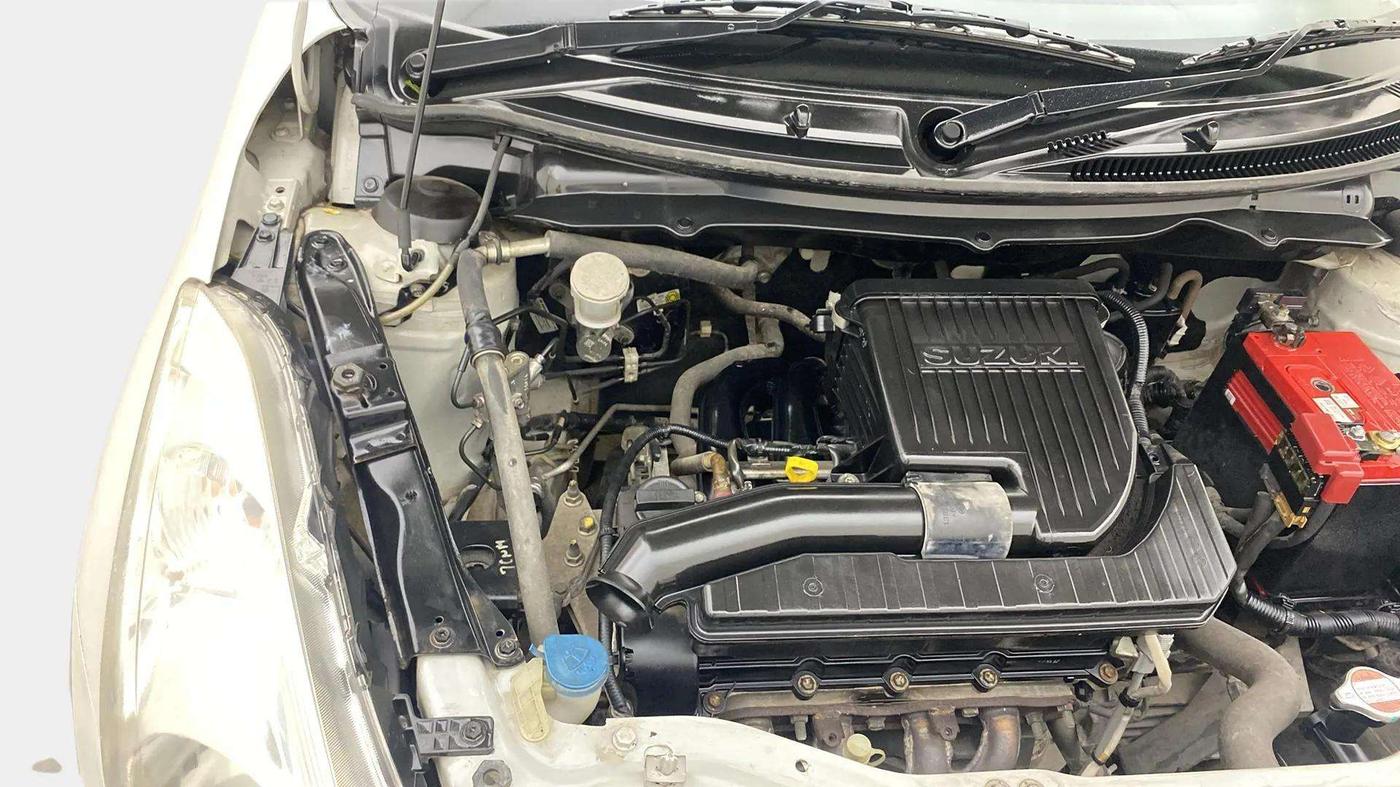 2017 Maruti Swift VXI, Petrol, Manual, 58,968 km, Engine View - Right