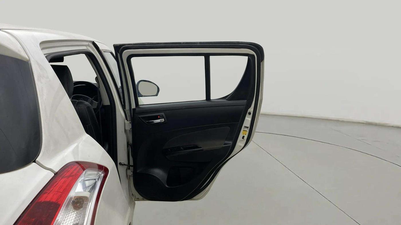 2017 Maruti Swift VXI, Petrol, Manual, 58,968 km, RHS Rear Door