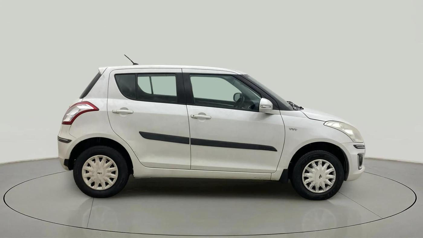 2017 Maruti Swift VXI, Petrol, Manual, 58,968 km, Right Side View
