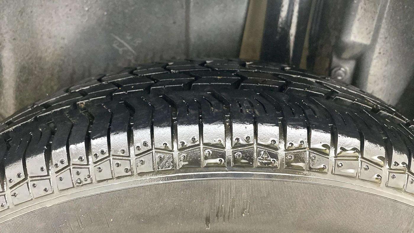 2017 Maruti Swift VXI, Petrol, Manual, 58,968 km, Left Rear Tyre Tread