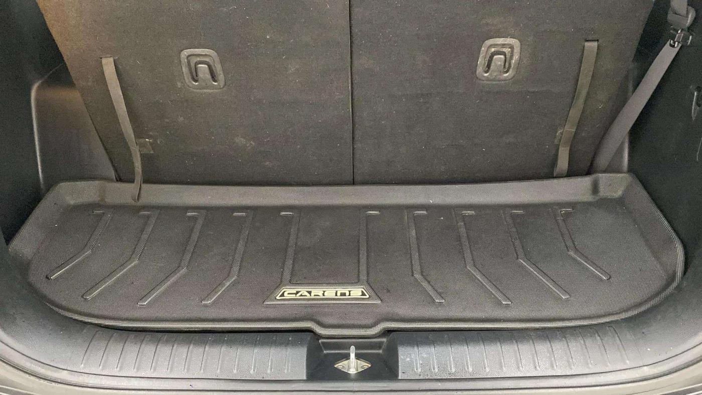2022 KIA CARENS LUXURY 1.4 PETROL 7 STR, Petrol, Manual, 37,052 km, Boot Inside