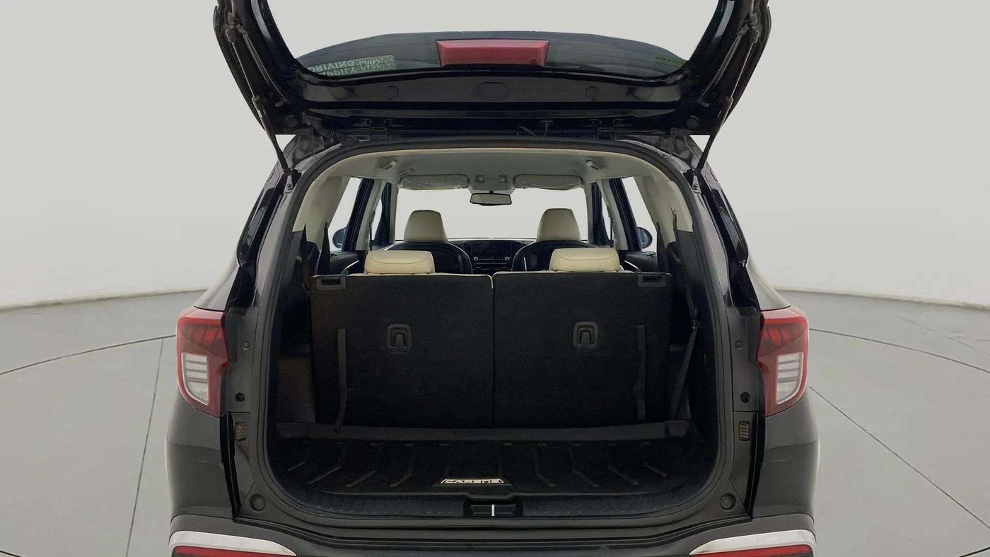 2022 KIA CARENS LUXURY 1.4 PETROL 7 STR, Petrol, Manual, 37,052 km, Boot Open Zoomed View