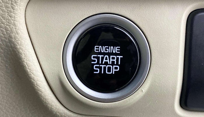 2022 KIA CARENS LUXURY 1.4 PETROL 7 STR, Petrol, Manual, 37,052 km, Keyless Start/ Stop Button