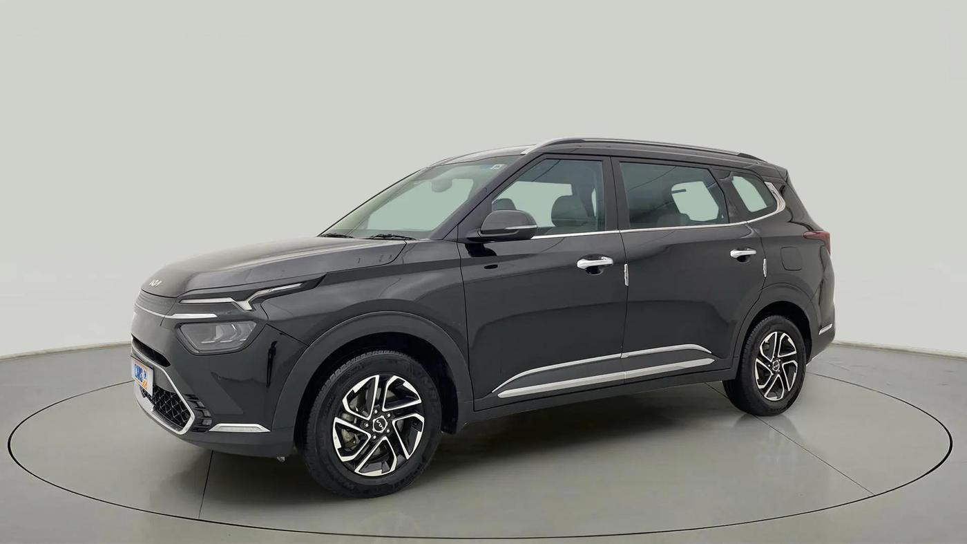 2022 KIA CARENS LUXURY 1.4 PETROL 7 STR, Petrol, Manual, 37,052 km, Left Front Diagonal