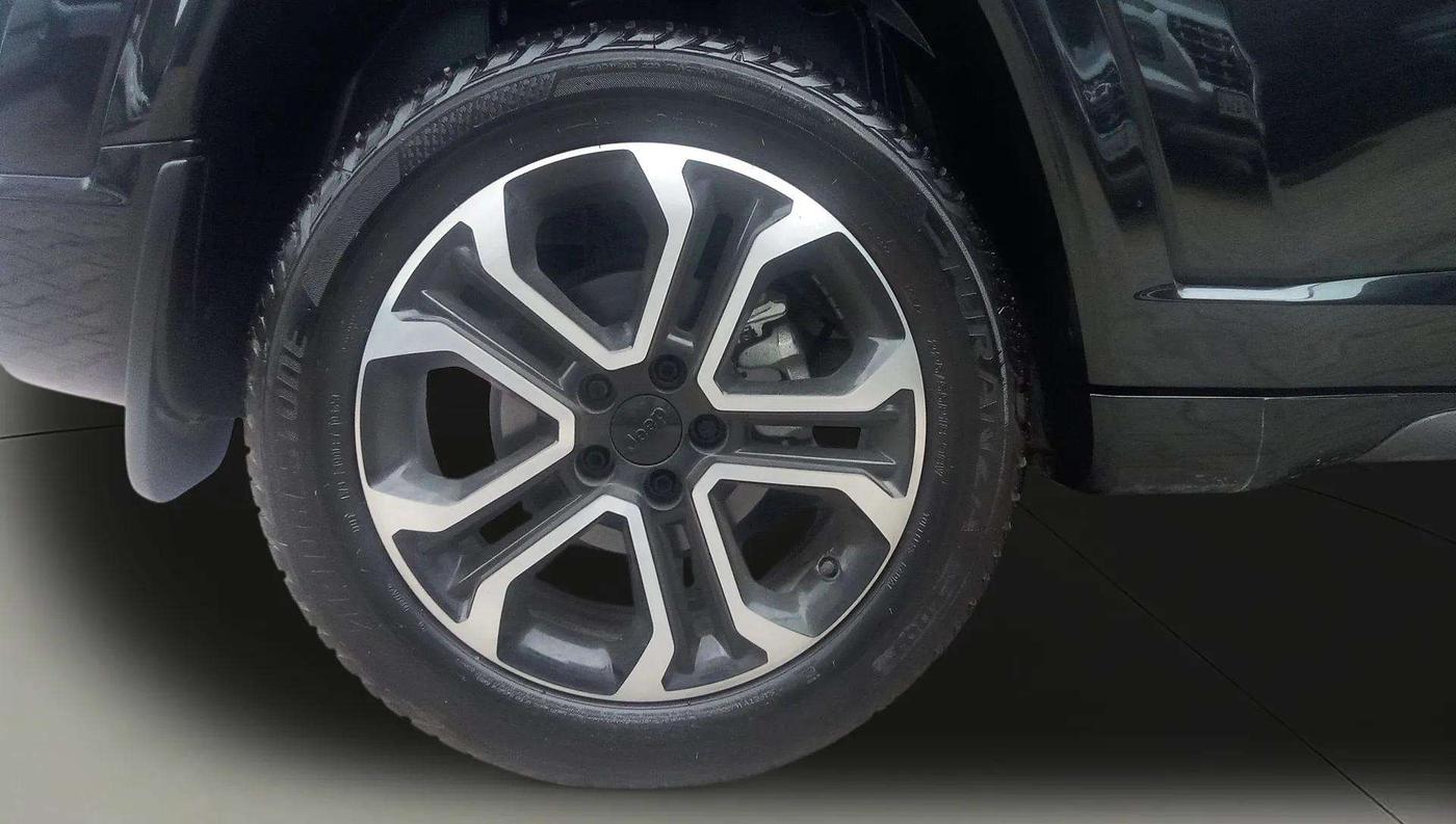 2023 Jeep Compass MODEL S (O) DIESEL 4X4 AT, Diesel, Automatic, 4,996 km, Right Rear Wheel