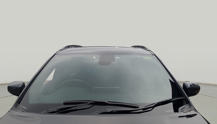 2023 Jeep Compass MODEL S (O) DIESEL 4X4 AT, Diesel, Automatic, 4,996 km, Front Windshield