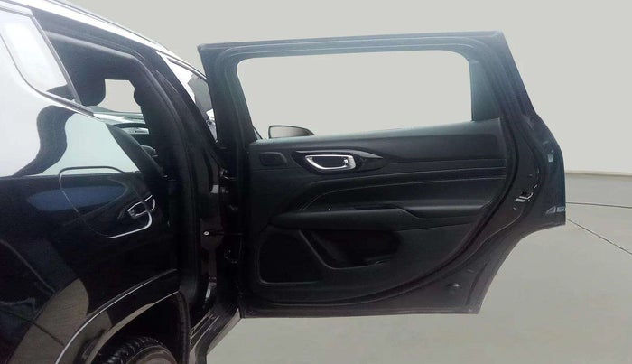 2023 Jeep Compass MODEL S (O) DIESEL 4X4 AT, Diesel, Automatic, 4,996 km, RHS Rear Door