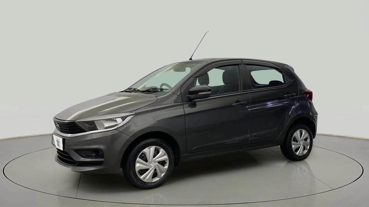 2022 Tata Tiago XT CNG, CNG, Manual, 80,045 km, Left Front Diagonal