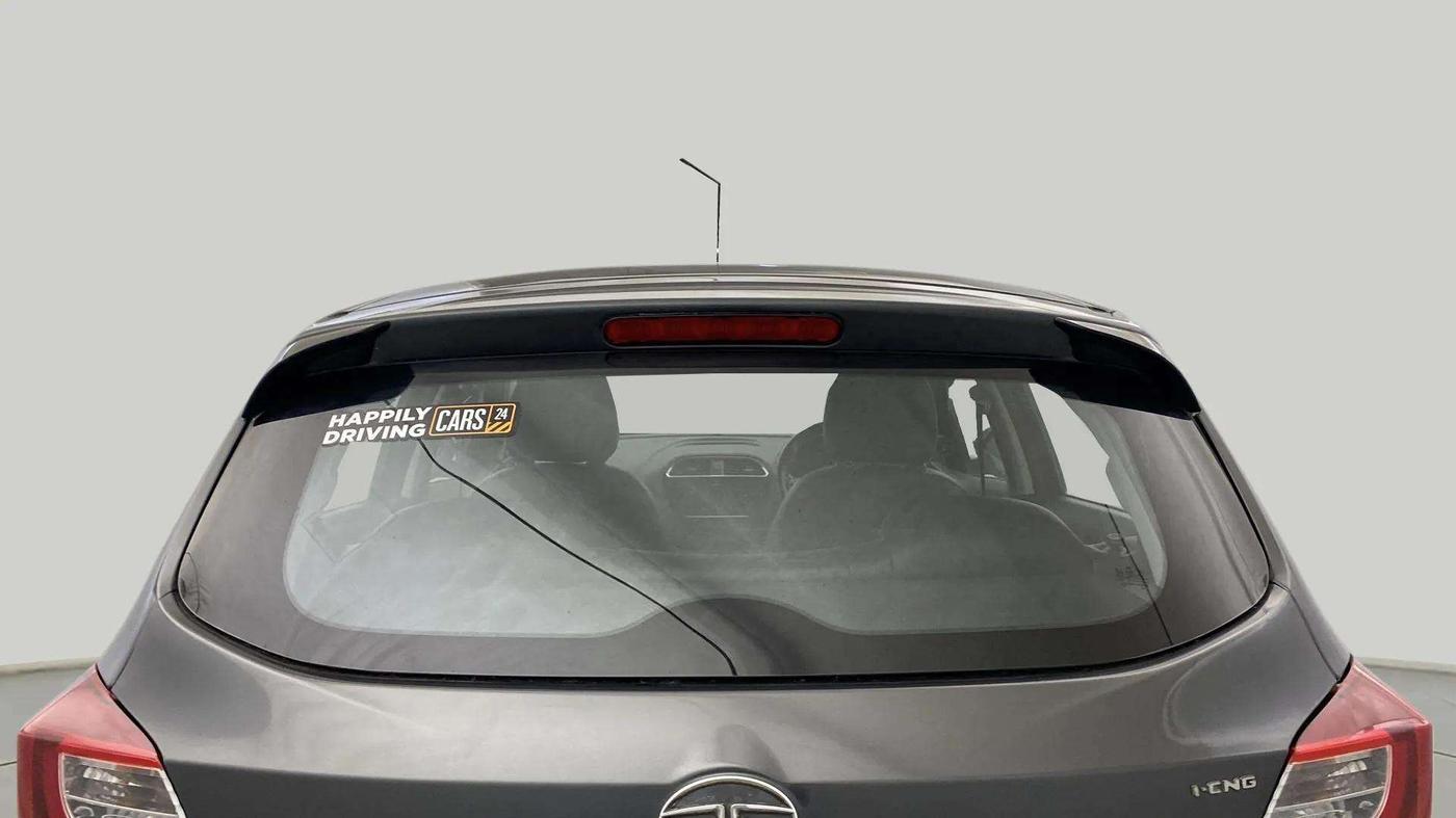 2022 Tata Tiago XT CNG, CNG, Manual, 80,045 km, Rear Windshield