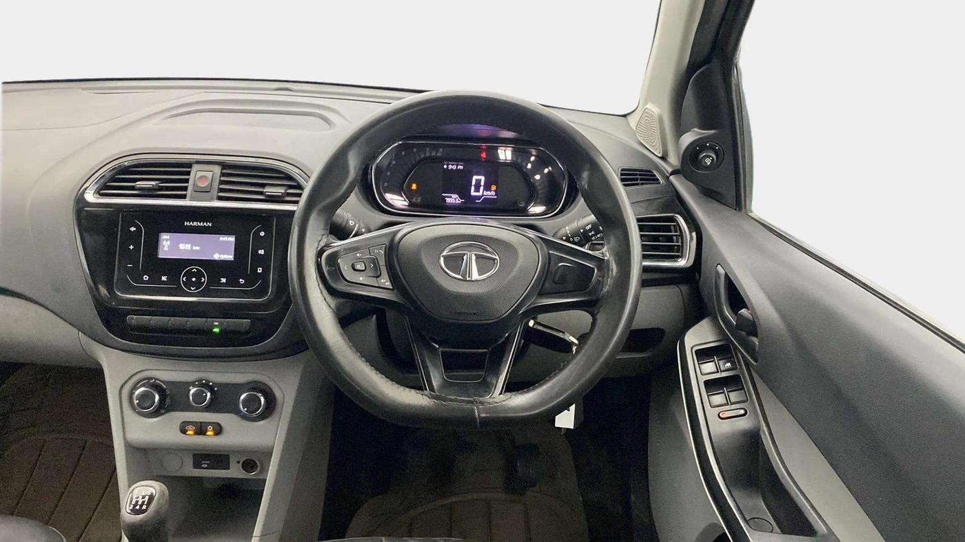 2022 Tata Tiago XT CNG, CNG, Manual, 80,045 km, Steering Wheel Close Up