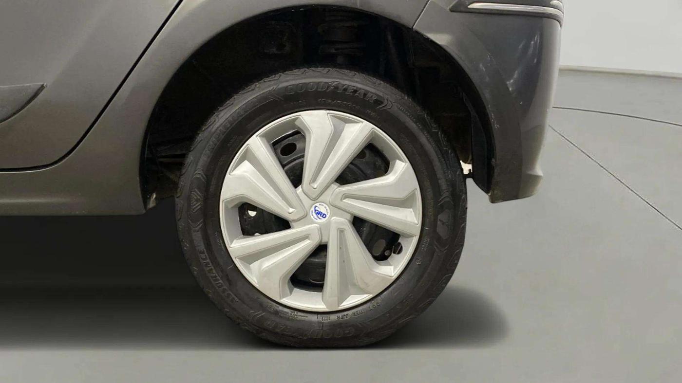 2022 Tata Tiago XT CNG, CNG, Manual, 80,045 km, Left Rear Wheel