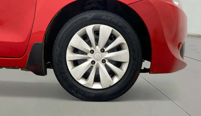2016 Maruti Baleno DELTA CVT PETROL 1.2, Petrol, Automatic, 91,917 km, Right Front Wheel