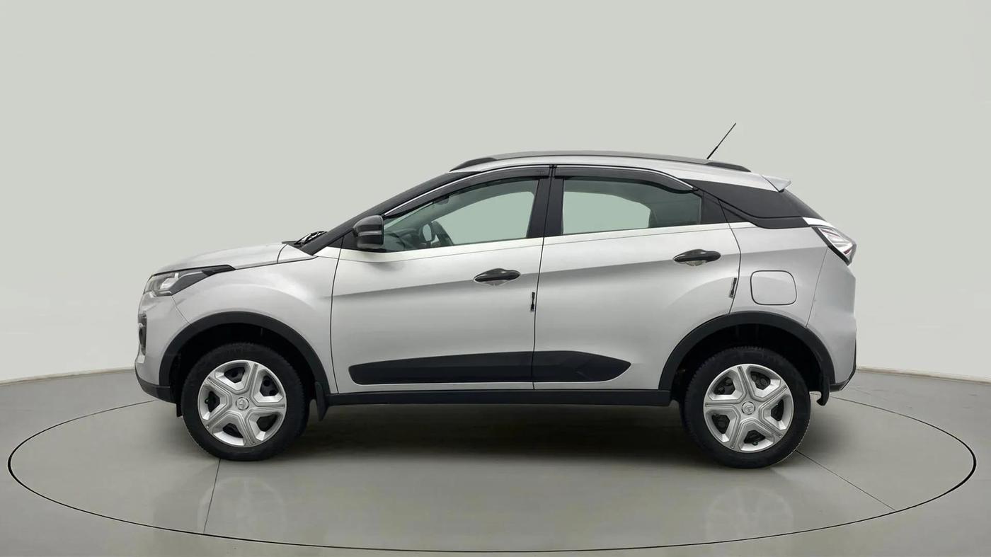 2021 Tata NEXON XMA SUNROOF PETROL, Petrol, Automatic, 36,110 km, Left Side