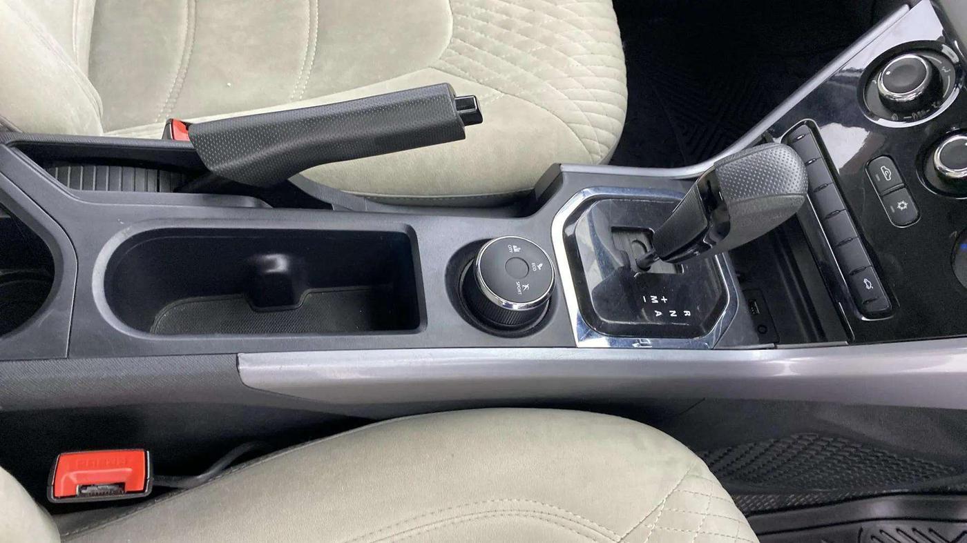 2021 Tata NEXON XMA SUNROOF PETROL, Petrol, Automatic, 36,110 km, Gear Lever