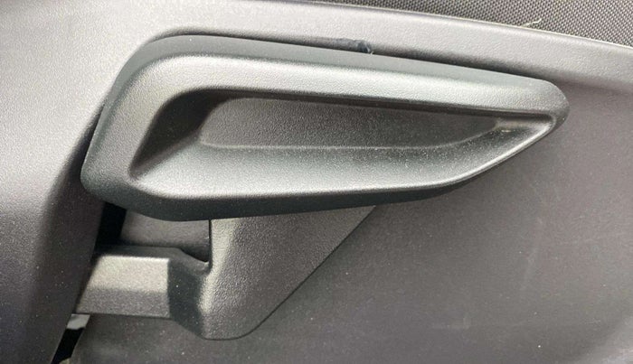 2023 Tata Tiago XZ PLUS PETROL, Petrol, Manual, 10,464 km, Driver Side Adjustment Panel