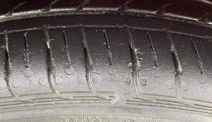2023 Tata Tiago XZ PLUS PETROL, Petrol, Manual, 10,464 km, Left Front Tyre Tread