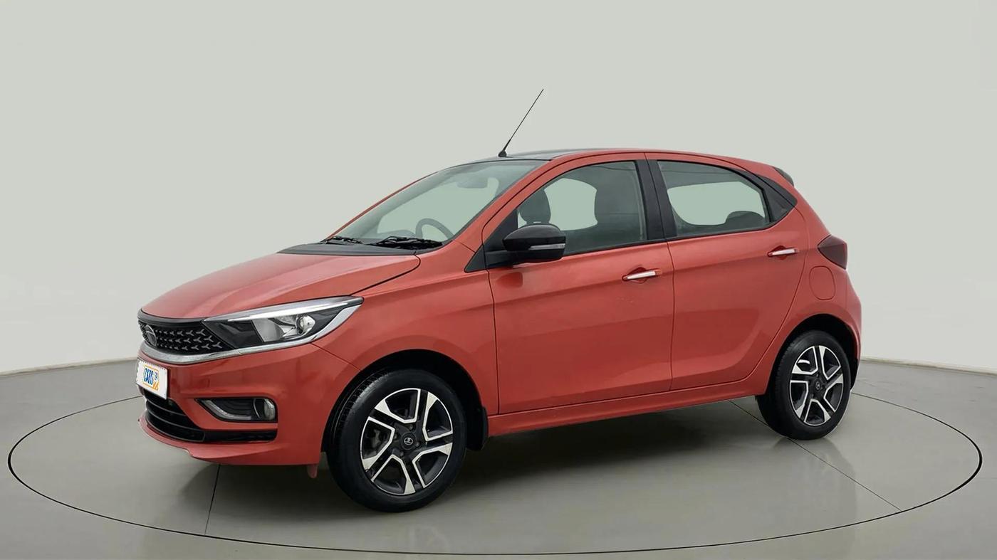 2023 Tata Tiago XZ PLUS PETROL, Petrol, Manual, 10,464 km, Left Front Diagonal