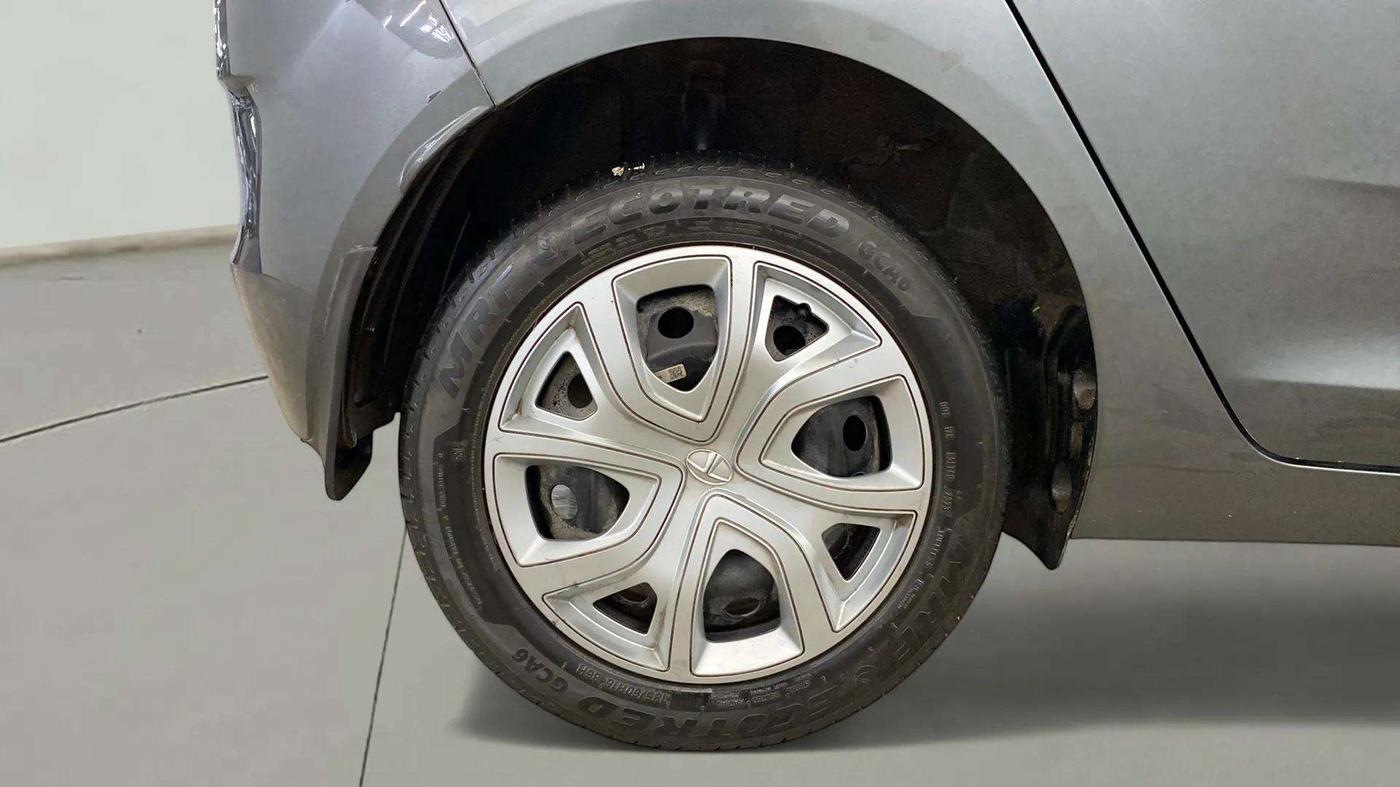 2023 Tata ALTROZ XMA PLUS PETROL, Petrol, Manual, 20,980 km, Right Rear Wheel