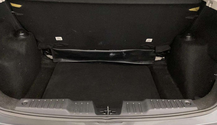 2023 Tata ALTROZ XMA PLUS PETROL, Petrol, Manual, 20,863 km, Boot Inside