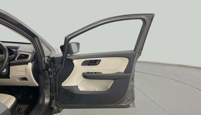 2023 Tata ALTROZ XMA PLUS PETROL, Petrol, Manual, 20,863 km, RHS Front Door