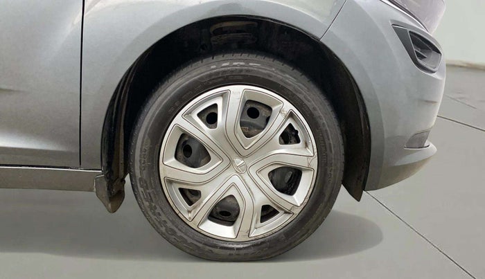 2023 Tata ALTROZ XMA PLUS PETROL, Petrol, Manual, 20,863 km, Right Front Wheel