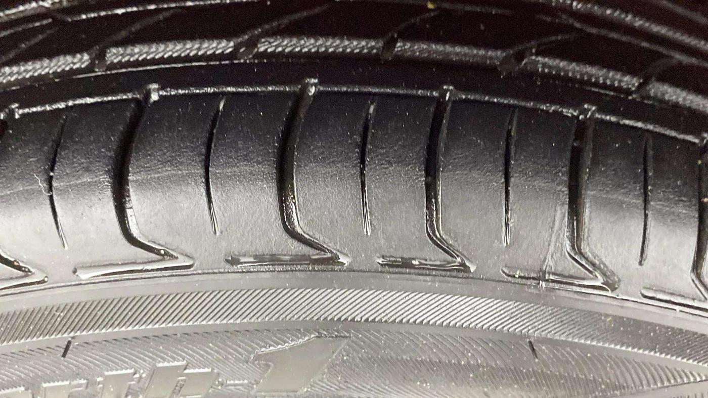 2021 Tata Tiago XT (O) PETROL, Petrol, Manual, 69,918 km, Left Front Tyre Tread