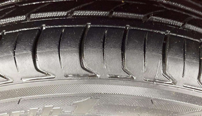 2021 Tata Tiago XT (O) PETROL, Petrol, Manual, 69,476 km, Left Front Tyre Tread