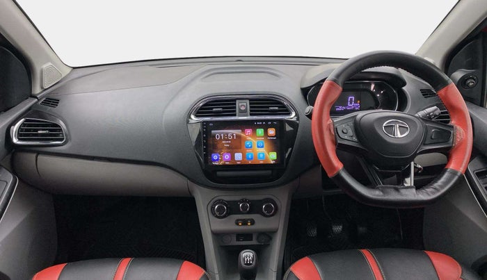 2021 Tata Tiago XT (O) PETROL, Petrol, Manual, 69,476 km, Dashboard