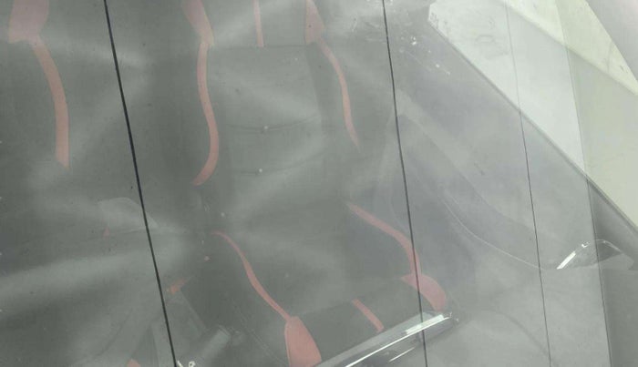 2021 Tata Tiago XT (O) PETROL, Petrol, Manual, 69,476 km, Front windshield - Minor spot on windshield