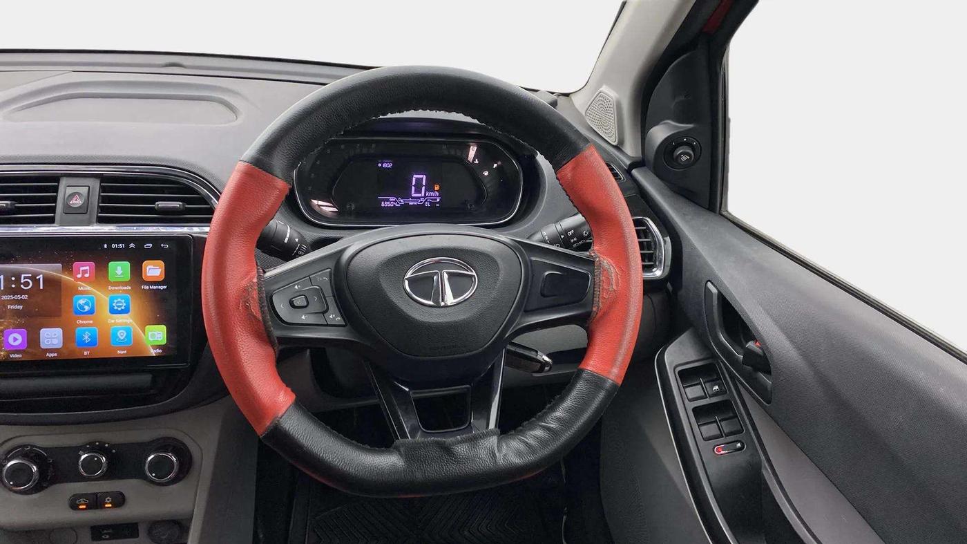 2021 Tata Tiago XT (O) PETROL, Petrol, Manual, 69,918 km, Steering Wheel Close Up