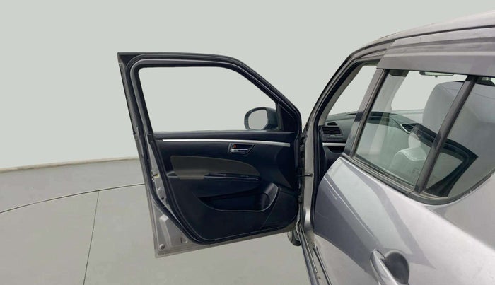 2014 Maruti Swift VXI, Petrol, Manual, 63,250 km, LHS Front Door