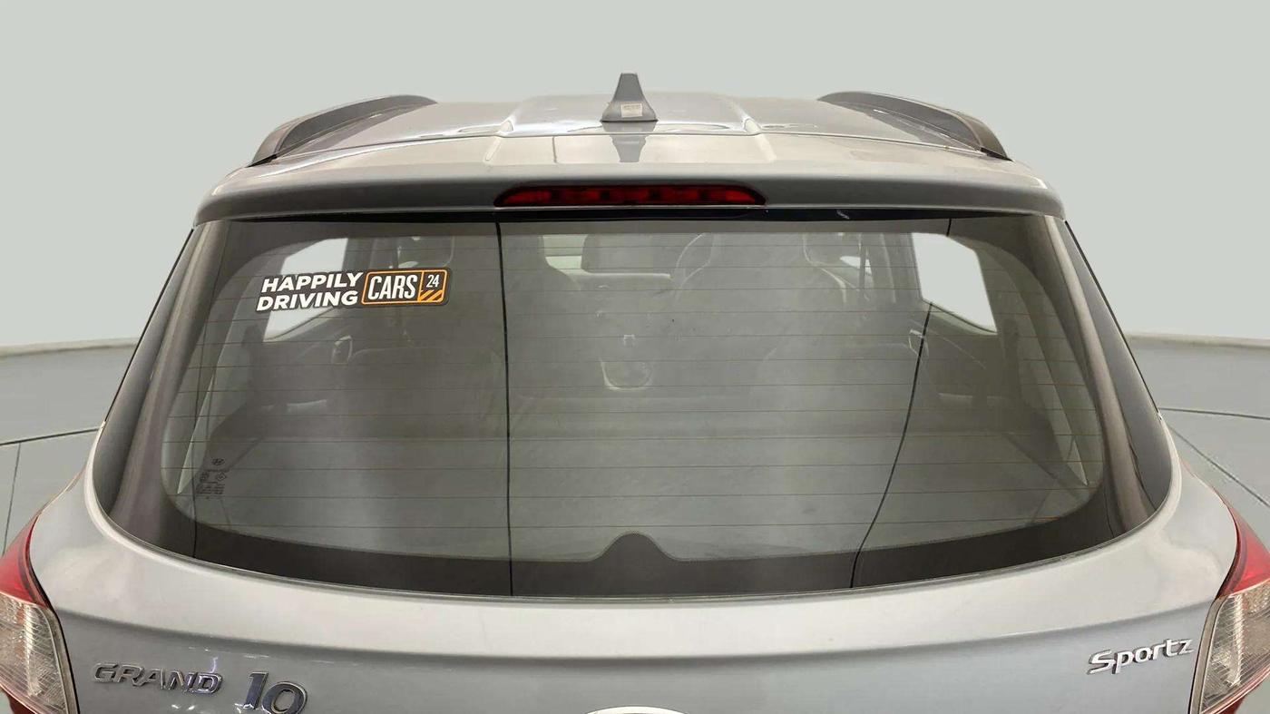 2021 Hyundai GRAND I10 NIOS SPORTZ AMT 1.2 KAPPA VTVT, Petrol, Automatic, 13,322 km, Rear Windshield