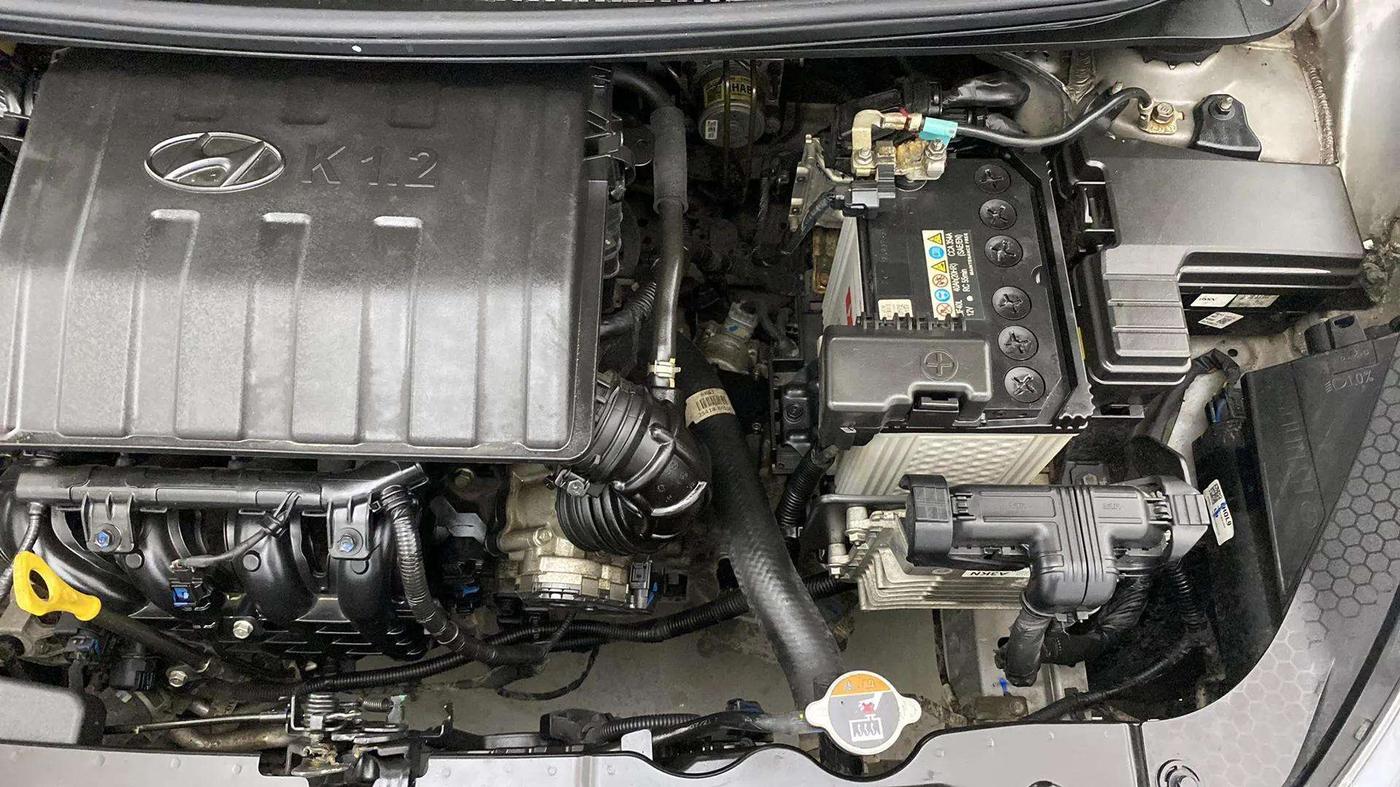 2021 Hyundai GRAND I10 NIOS SPORTZ AMT 1.2 KAPPA VTVT, Petrol, Automatic, 13,322 km, Engine View - Left
