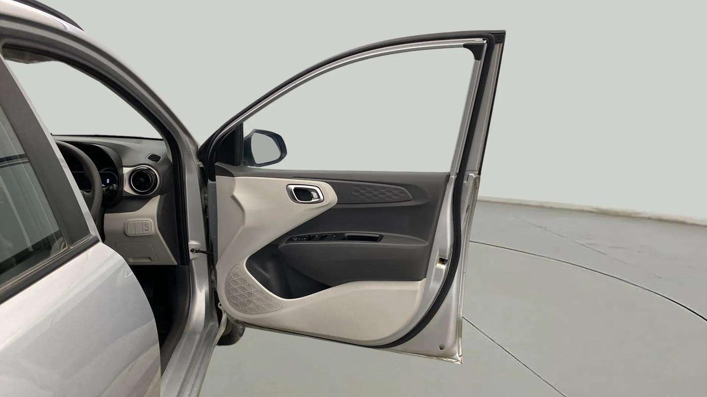 2021 Hyundai GRAND I10 NIOS SPORTZ AMT 1.2 KAPPA VTVT, Petrol, Automatic, 13,322 km, RHS Front Door