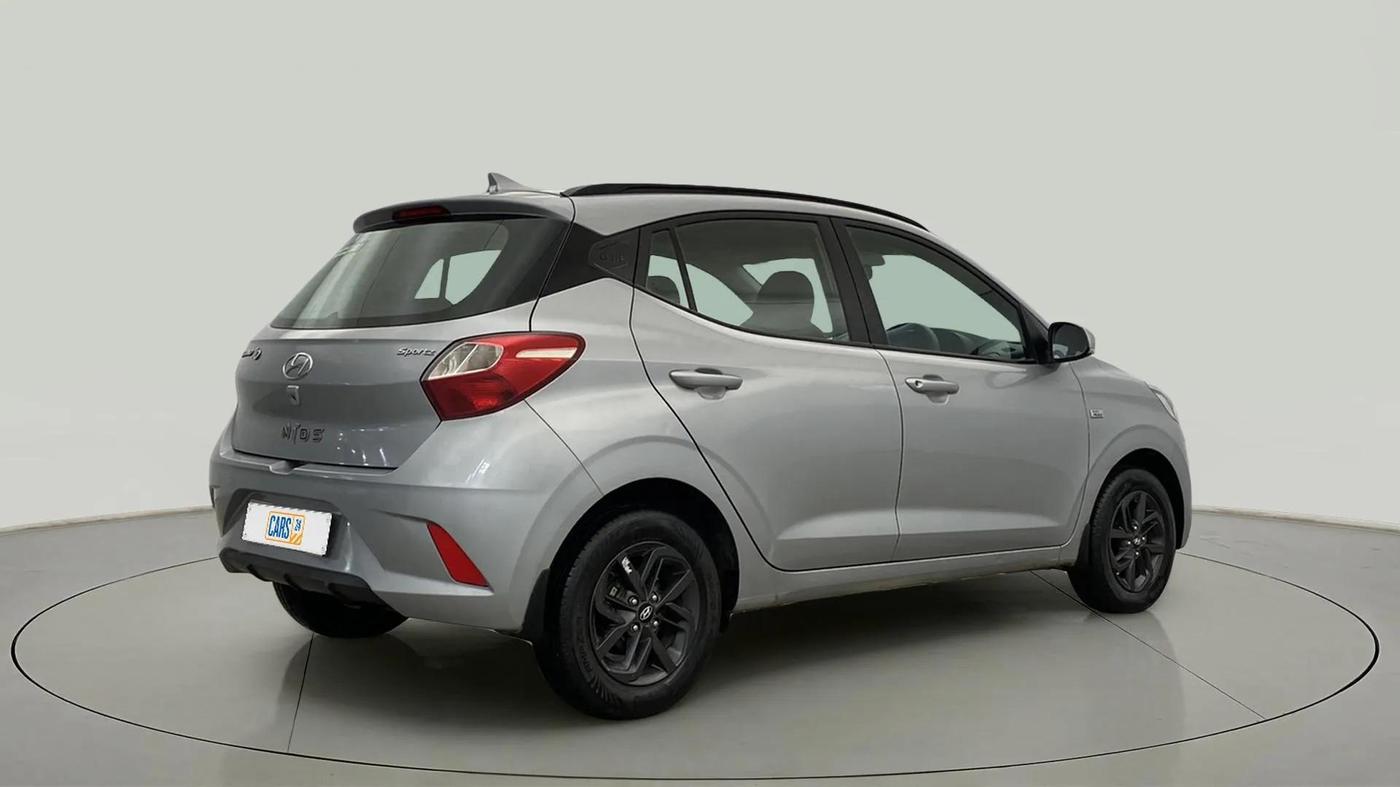 2021 Hyundai GRAND I10 NIOS SPORTZ AMT 1.2 KAPPA VTVT, Petrol, Automatic, 13,322 km, Right Back Diagonal