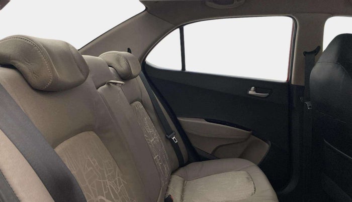 2015 Hyundai Xcent SX 1.2 (O), Petrol, Manual, 94,507 km, Right Side Rear Door Cabin