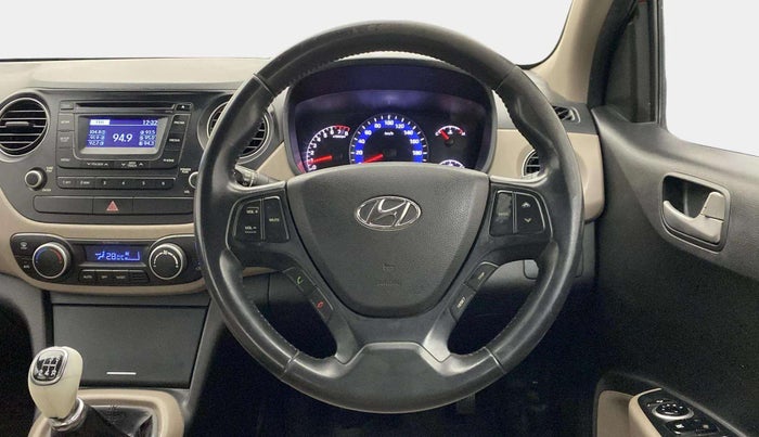 2015 Hyundai Xcent SX 1.2 (O), Petrol, Manual, 94,507 km, Steering Wheel Close Up