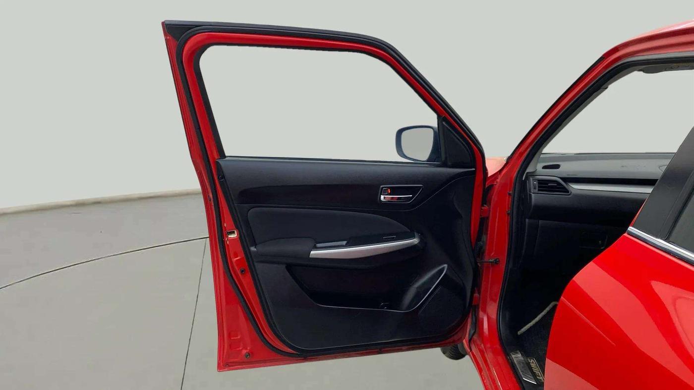 2018 Maruti Swift ZXI AMT, Petrol, Automatic, 69,024 km, LHS Front Door