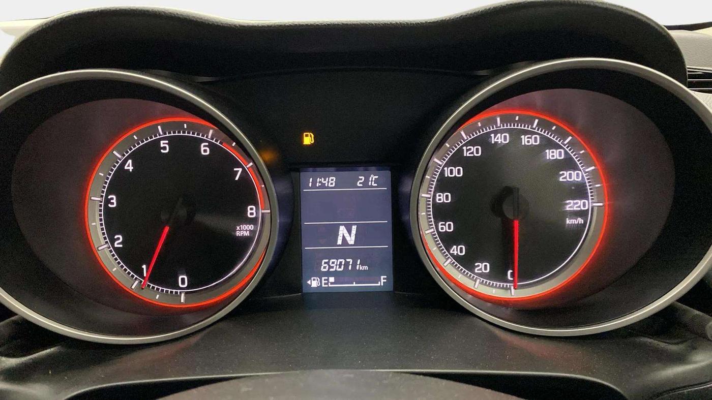 2018 Maruti Swift ZXI AMT, Petrol, Automatic, 69,024 km, Odometer Image