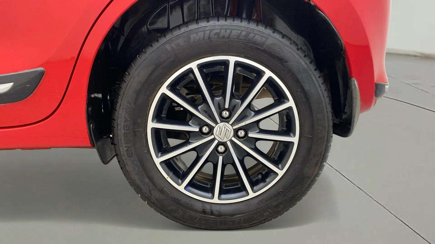 2018 Maruti Swift ZXI AMT, Petrol, Automatic, 69,024 km, Left Rear Wheel
