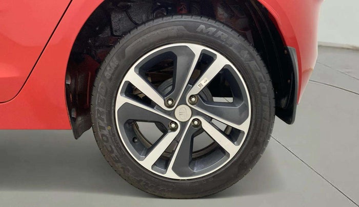 2023 Tata ALTROZ  XZ Plus (O) (S), Petrol, Manual, 15,177 km, Left Rear Wheel