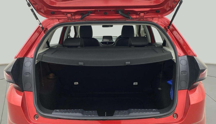 2023 Tata ALTROZ  XZ Plus (O) (S), Petrol, Manual, 15,177 km, Boot Open Zoomed View