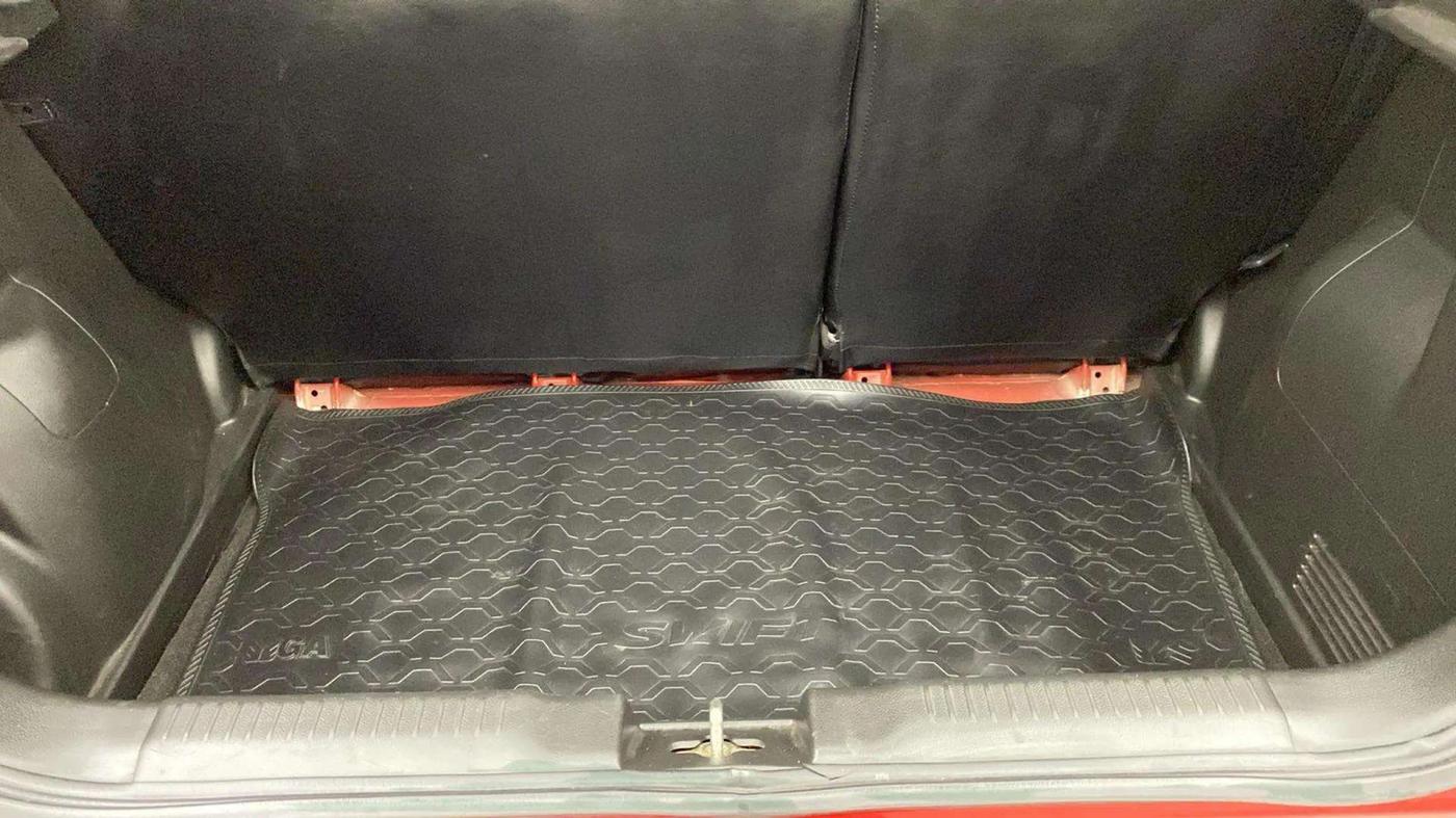 2018 Maruti Swift ZXI AMT, Petrol, Automatic, 58,037 km, Boot Inside