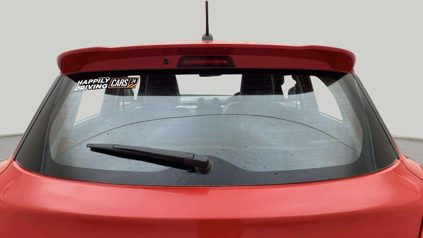 2018 Maruti Swift ZXI AMT, Petrol, Automatic, 58,037 km, Rear Windshield