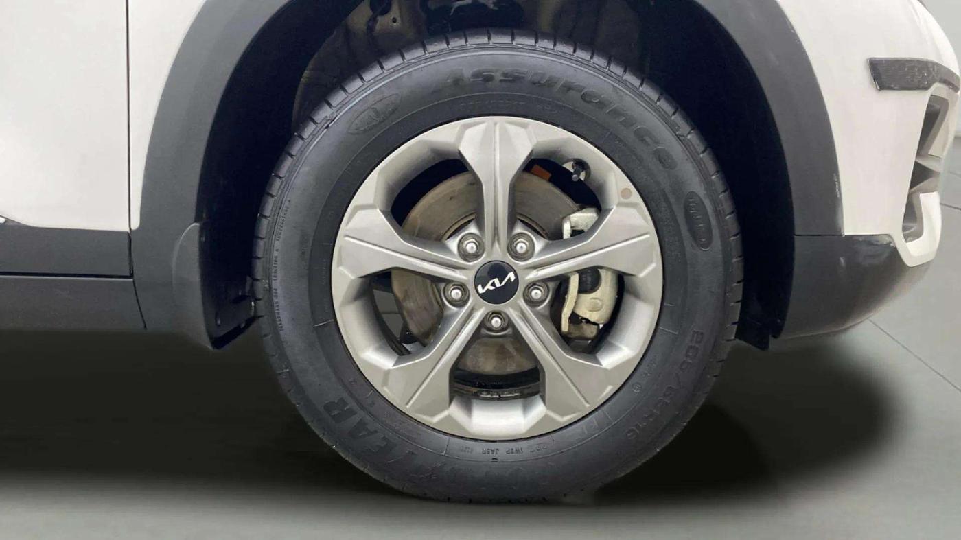 2022 KIA SELTOS HTK PLUS 1.5 IMT, Petrol, Manual, 25,543 km, Right Front Wheel