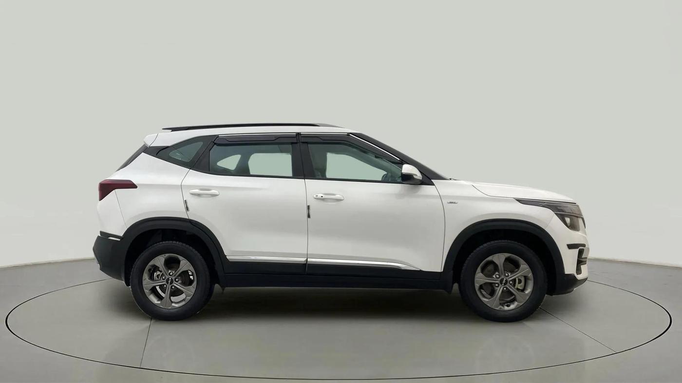 2022 KIA SELTOS HTK PLUS 1.5 IMT, Petrol, Manual, 25,543 km, Right Side View